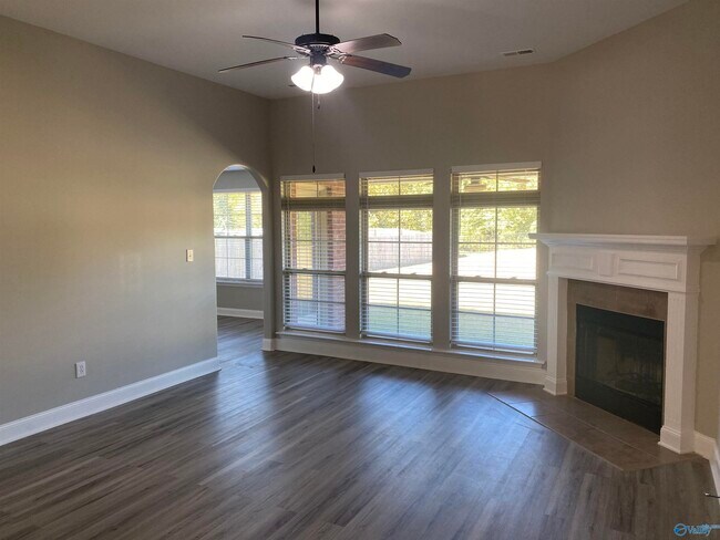 Building Photo - 5046 Old Railroad Bed Rd