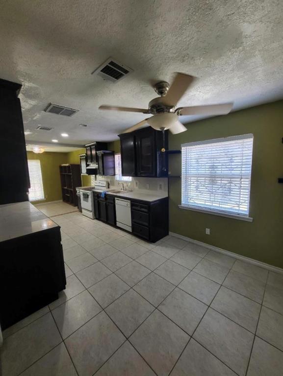 Building Photo - 12118 Sela Ln