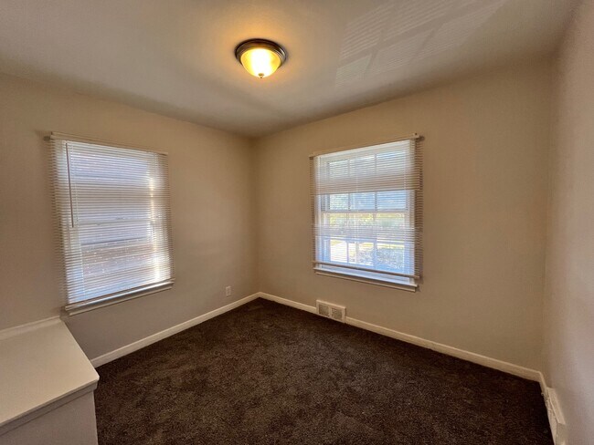 Foto del edificio - 18276 Appoline St