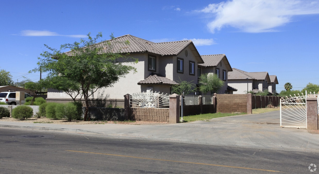 Building Photo - 1622 S 31st Ave