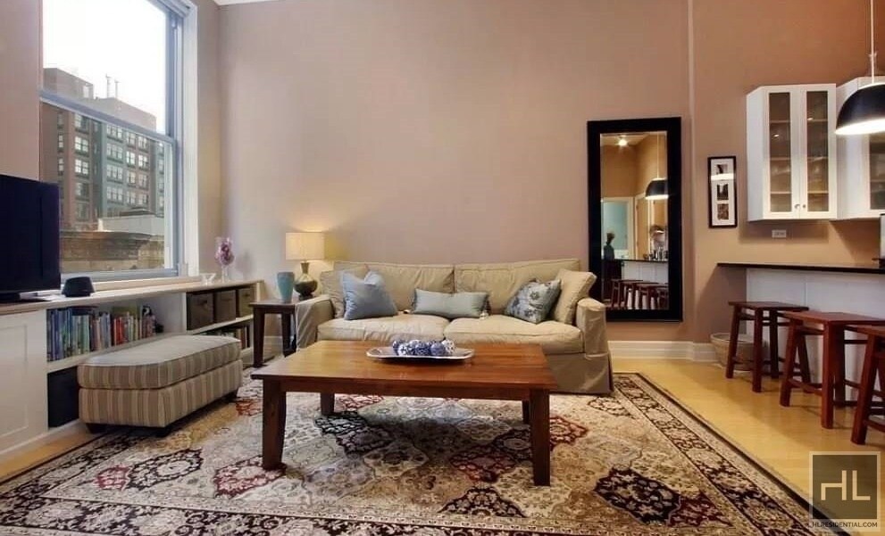 Primary Photo - Luxury Brooklyn Heights Living