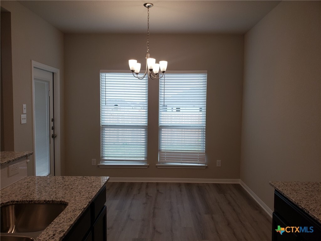 Building Photo - 4721 Highmont Dr