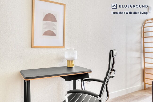 Foto del edificio - 2033 Blake St