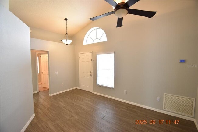 Foto del edificio - 24806 Black Creek Ct