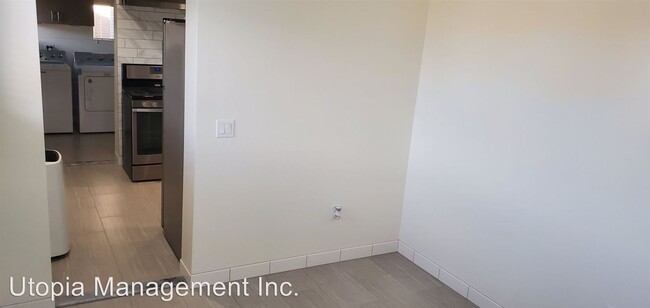 Foto del edificio - 3456 Elaine St