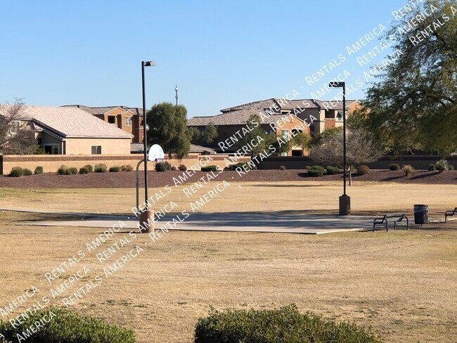 Building Photo - 3 bed/2 bath Corner Lot in Avondale