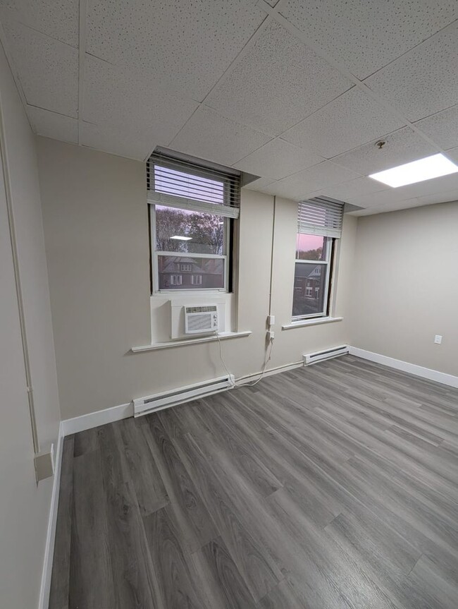 Interior Photo - Franklin Park Apartments