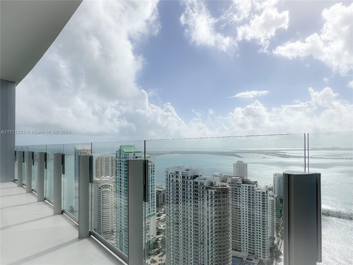 Foto principal - 300 Biscayne Blvd Way