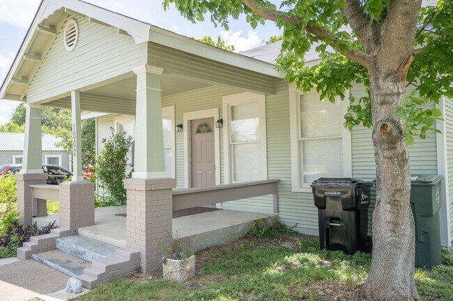 Foto del edificio - Gorgeous bungalow by Baylor Scott & White