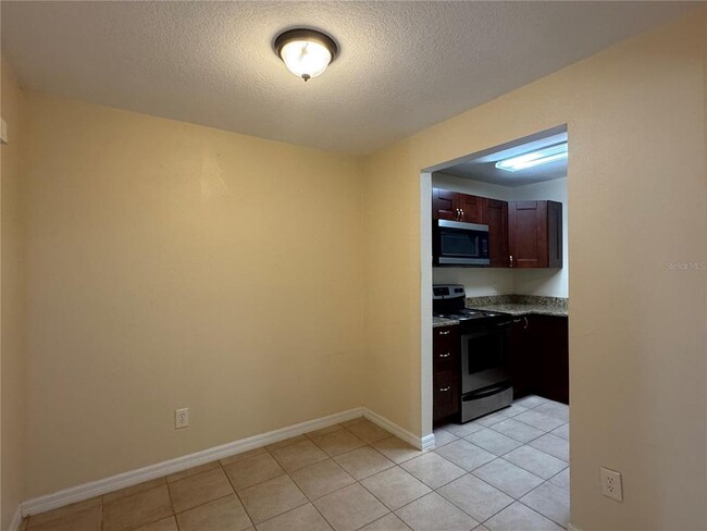 Foto del edificio - 1434 Highland Ridge Cir