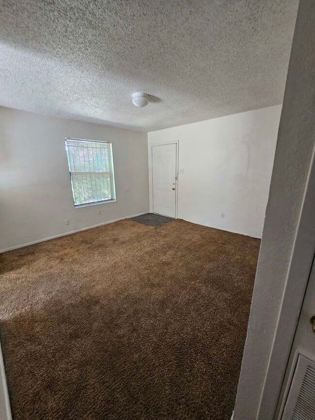 Building Photo - 3404 Burton Ave