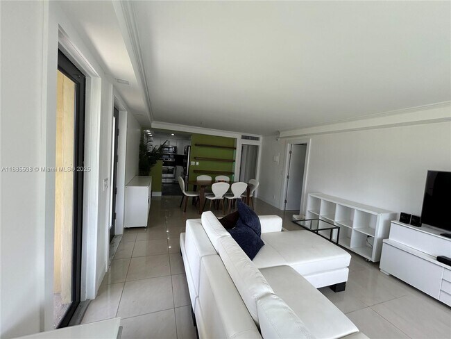Foto del edificio - 301 Golden Isles Dr