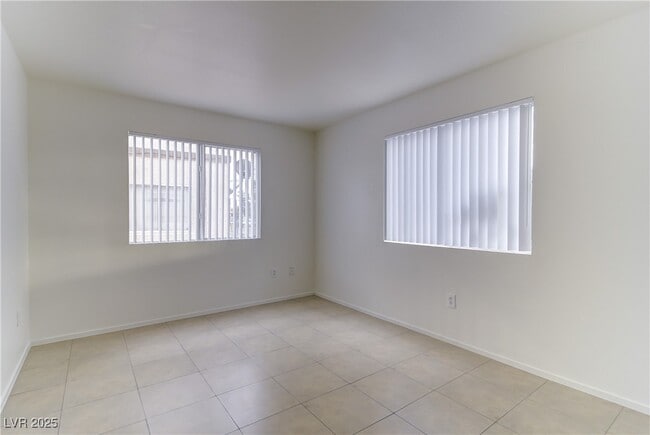 Building Photo - 3961 Rebecca Raiter Ave