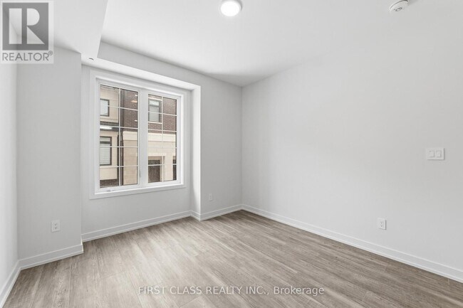 Photo du bâtiment - 12 Mermot Ln