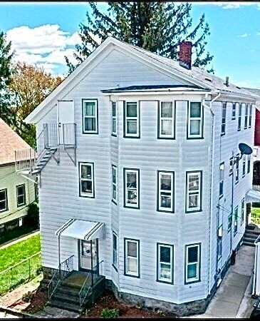 Primary Photo - 21 Hart St