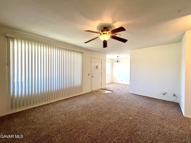 Foto del edificio - 6816 Hemp Ct