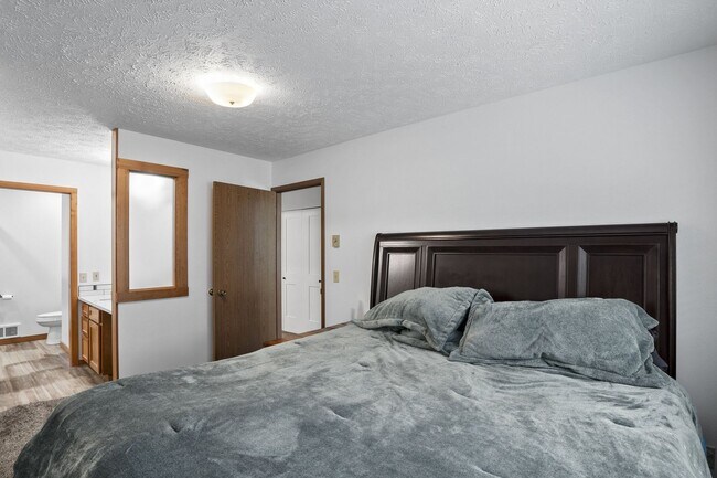 Foto del edificio - 113 S Neyland Ave