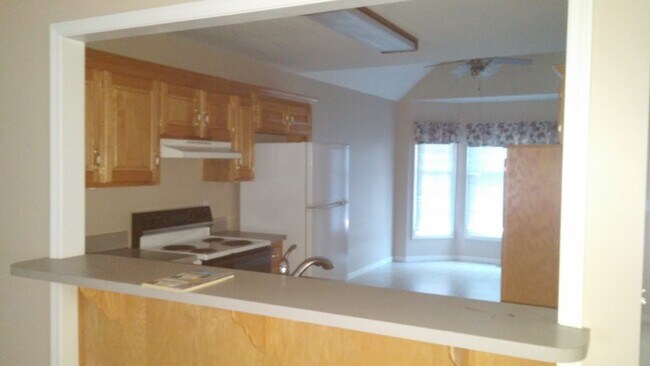 Building Photo - 3916 Wellington Dr