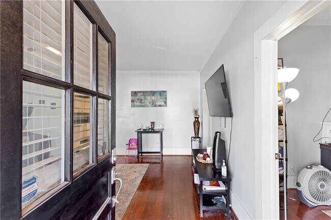 Foto del edificio - 1081 Longley Ave NW