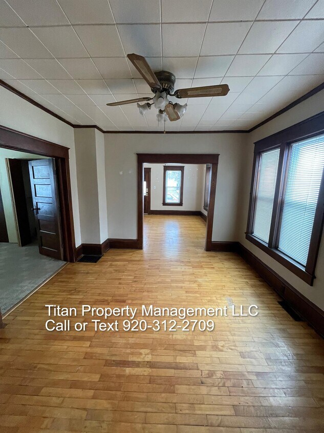 1319 N Superior St, Appleton, WI 54911 Townhome Rentals in Appleton