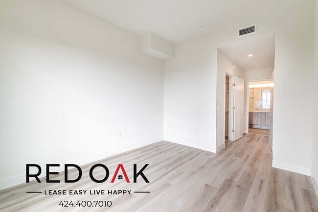 Foto del edificio - 1331 W 7th St