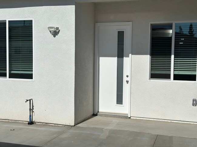 Photo - 12628 Fletcher Dr House