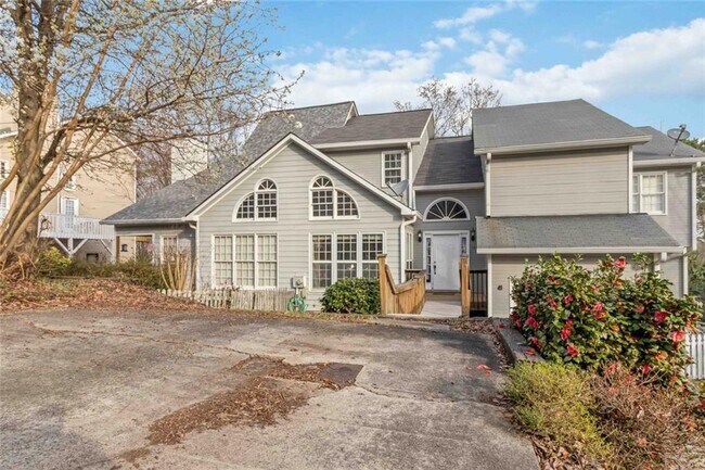 Building Photo - 1679 Paddlewheel Dr NE