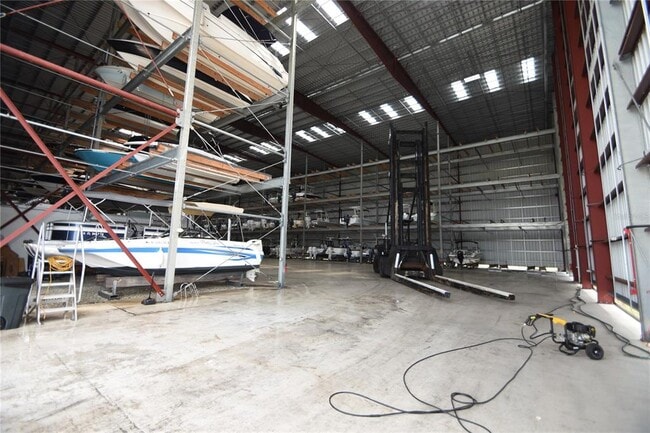 Building Photo - 114 Del Palma Dr