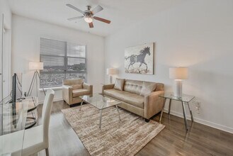 Building Photo - 5080 Camino Del Arroyo