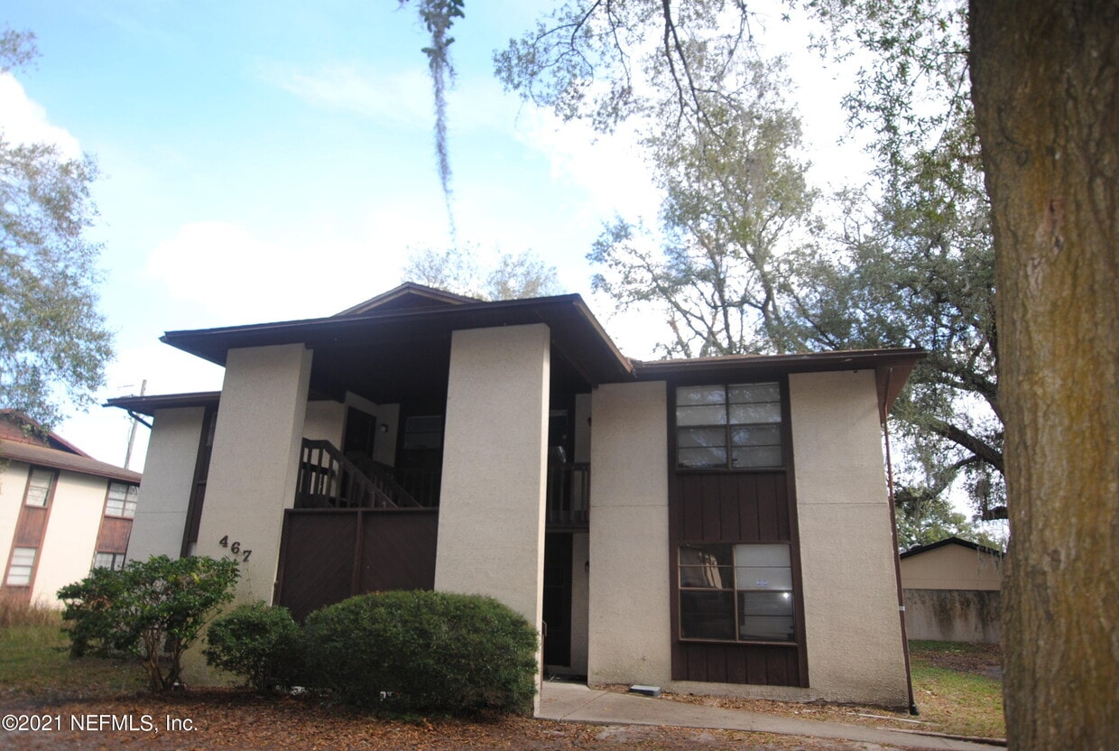 Primary Photo - 467 Crabapple Ct