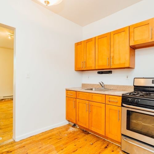 Primary Photo - 129 S 2nd St