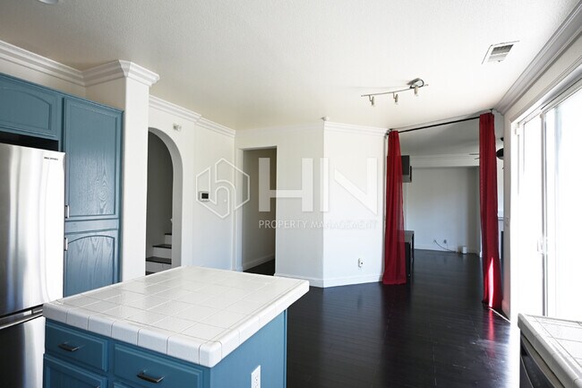 Foto del edificio - 2816 Shellgate Ct