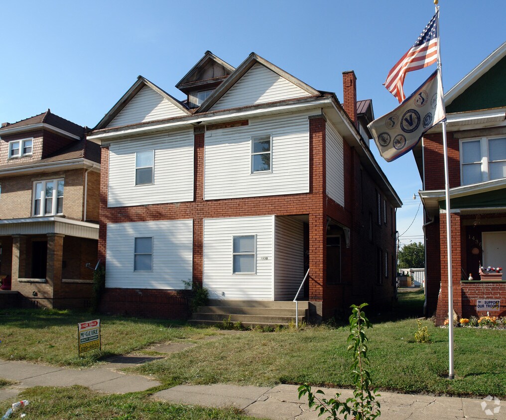 Primary Photo - 1430 7th Ave