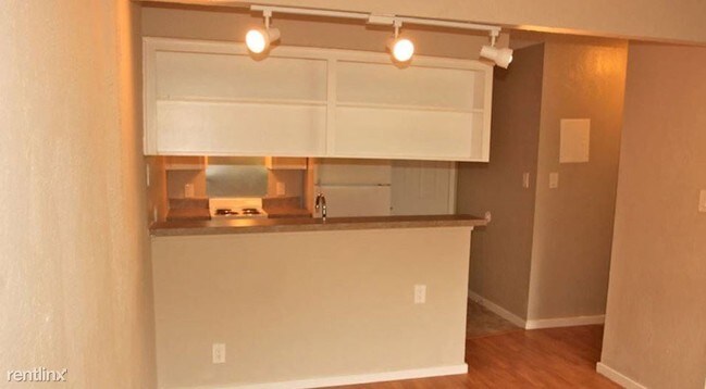 Foto del edificio - 2709 Manor Rd