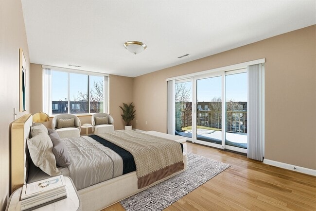 Building Photo - 1006 Paradise Rd