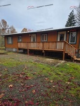 Building Photo - 389 Collins Rd