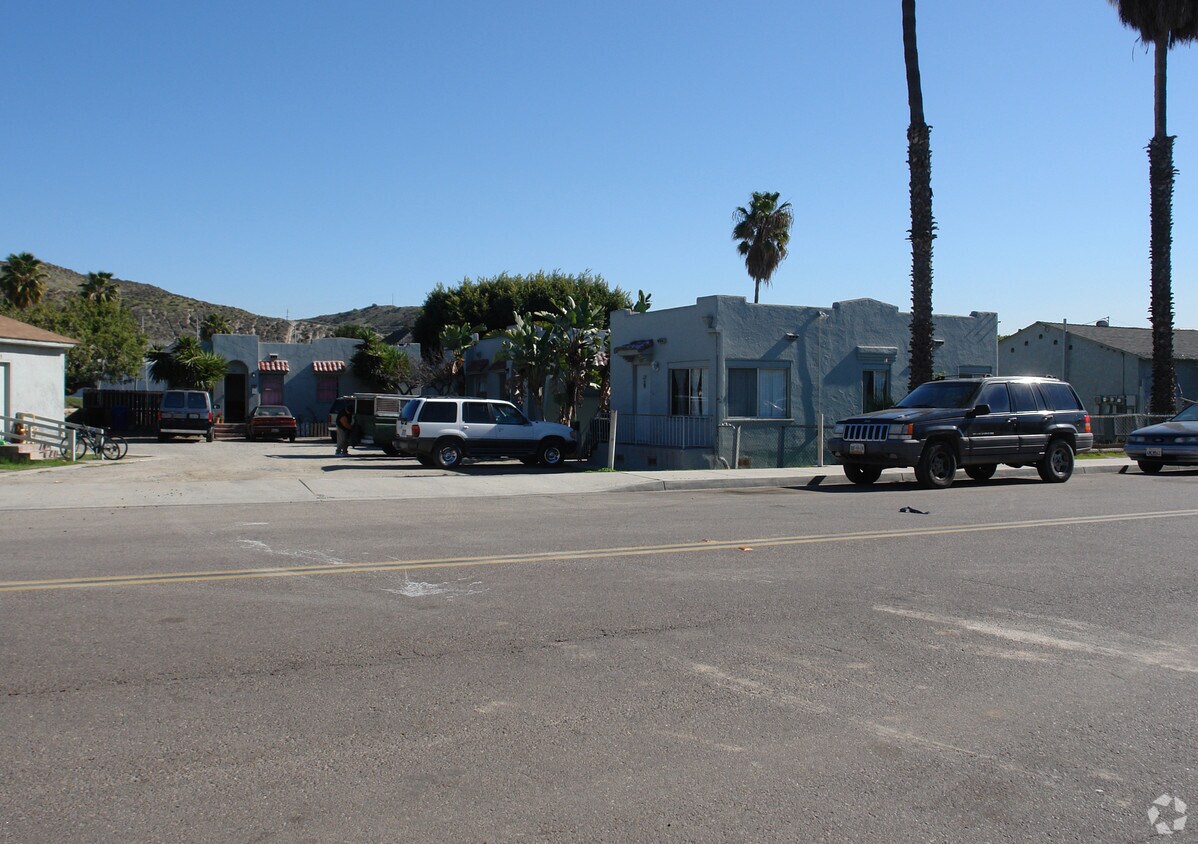 Primary Photo - 117 Virginia Ave