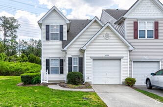 Building Photo - 6533 Clarksdale Ln