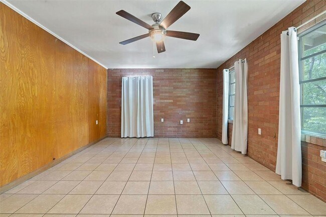 Foto del edificio - 2205-2205 Alta Vista Ave