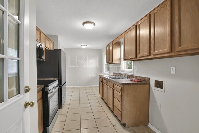 Foto del edificio - 6701 Barfield Rd