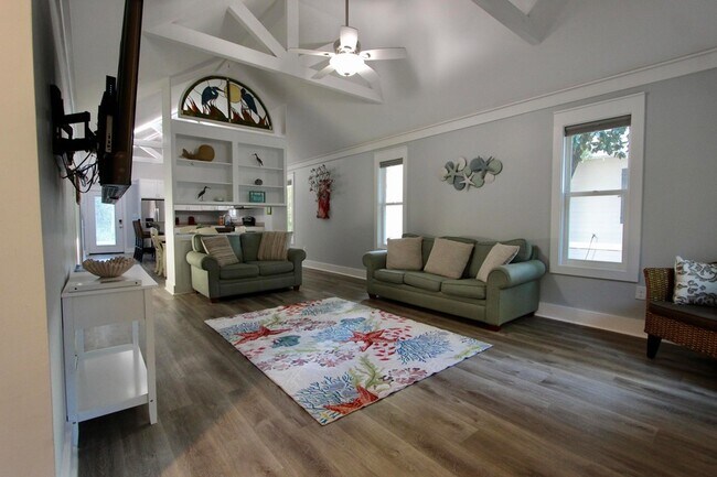 Foto del edificio - 8 Sally Ln