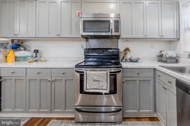 Foto del edificio - 5626 Hershey Ln