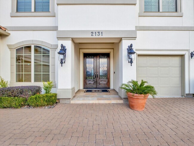 Foto del edificio - 2131 Camden Creek Ln