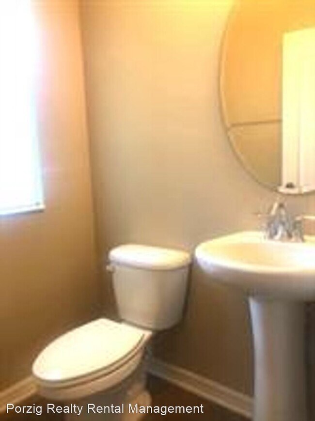 Building Photo - 3 br, 2.5 bath House - 2660 River Landing Dr