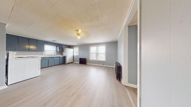 Foto del edificio - 87 Mack Ave