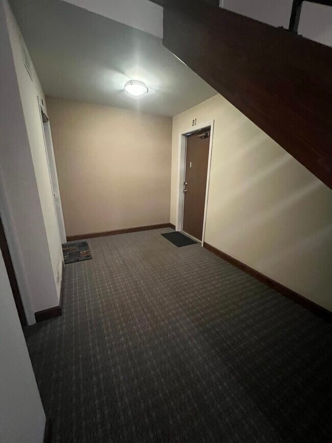 Foto del edificio - 759 Sterling Ct