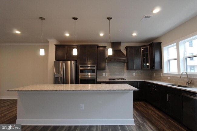 Building Photo - 22466 Foundation Dr