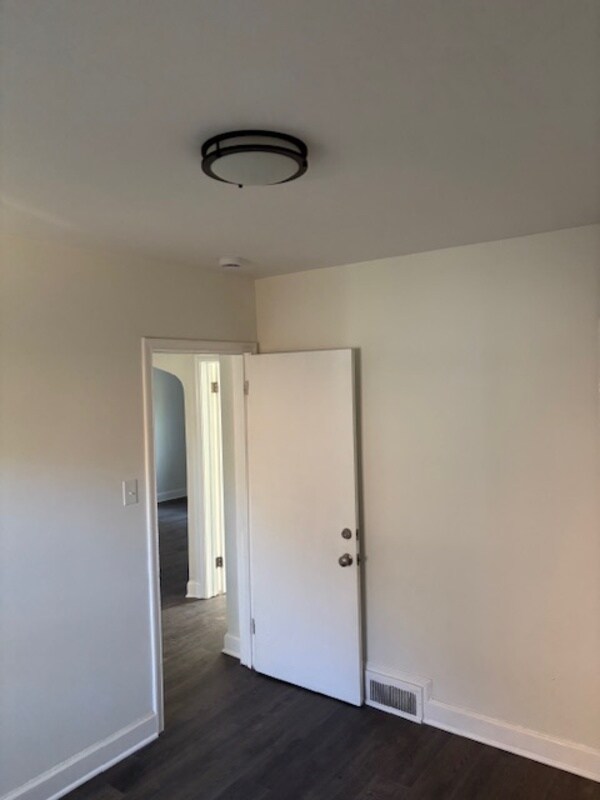 Foto del edificio - 14127 Winthrop St