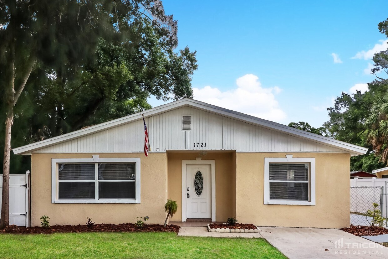 Primary Photo - 1721 W Comanche Avenue Tampa FL
