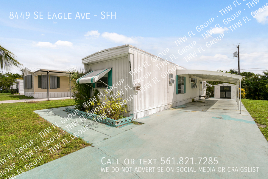 Foto principal - 8449 SE Eagle Ave